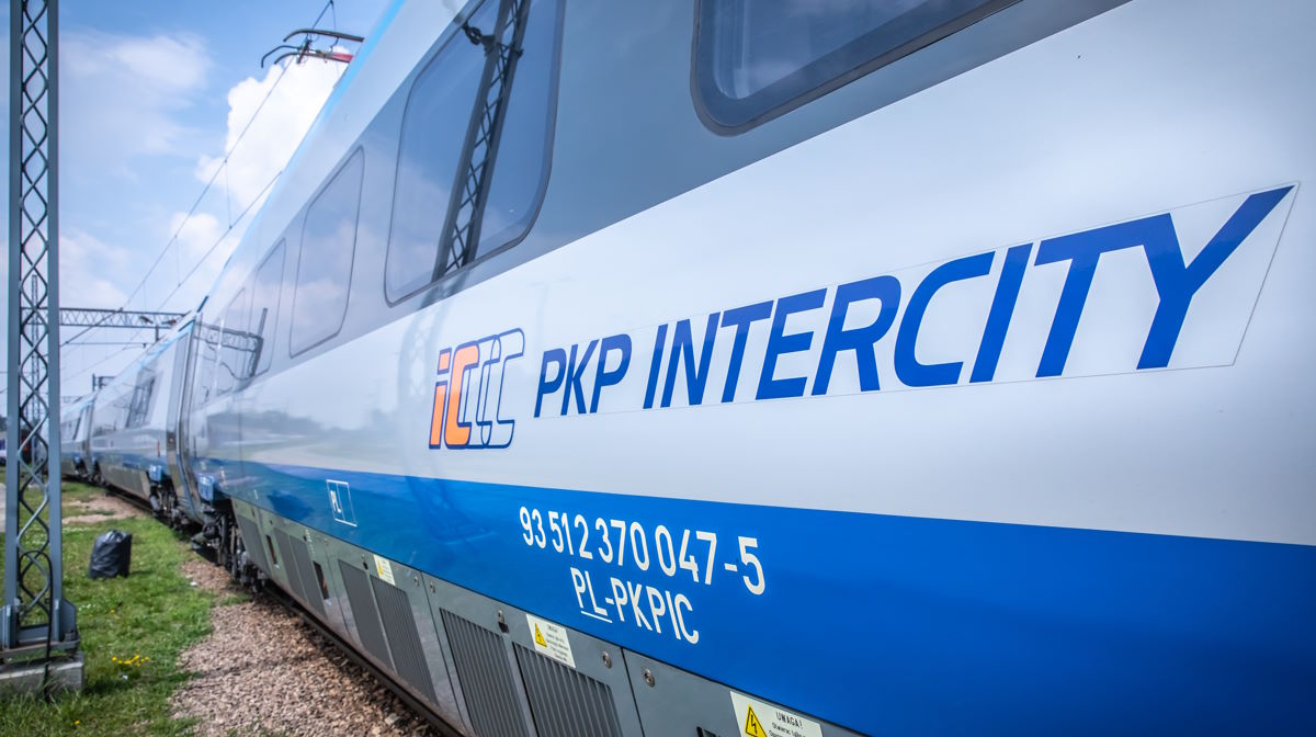 PKP Intercity z nowościami. Szukaj w pociągach