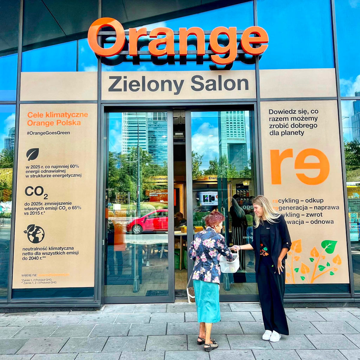 Orange otworzył nietypowy salon. To już drugi