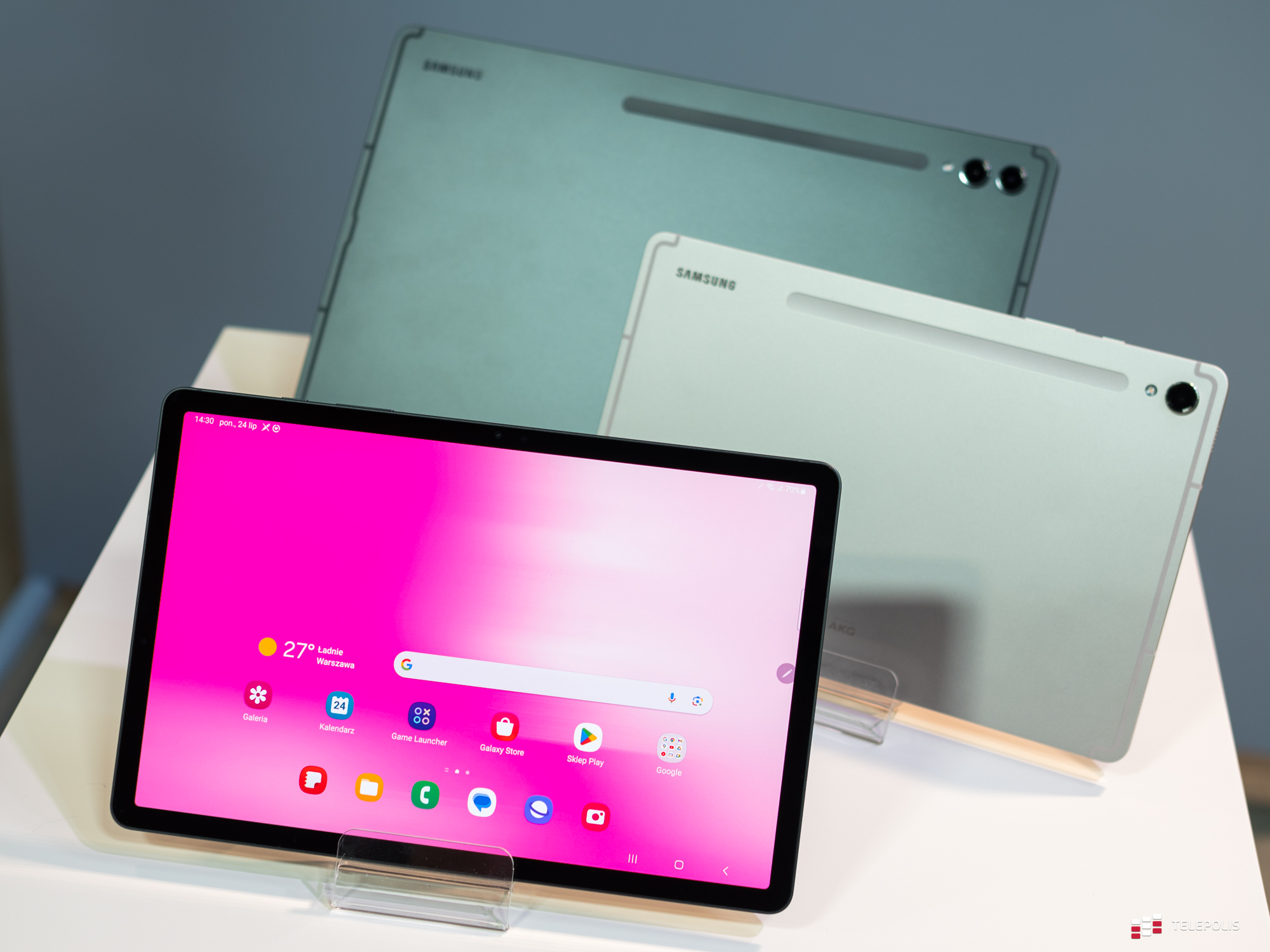 Samsung rusza z przedsprzedażą nowych Galaktyk i sypie prezentami