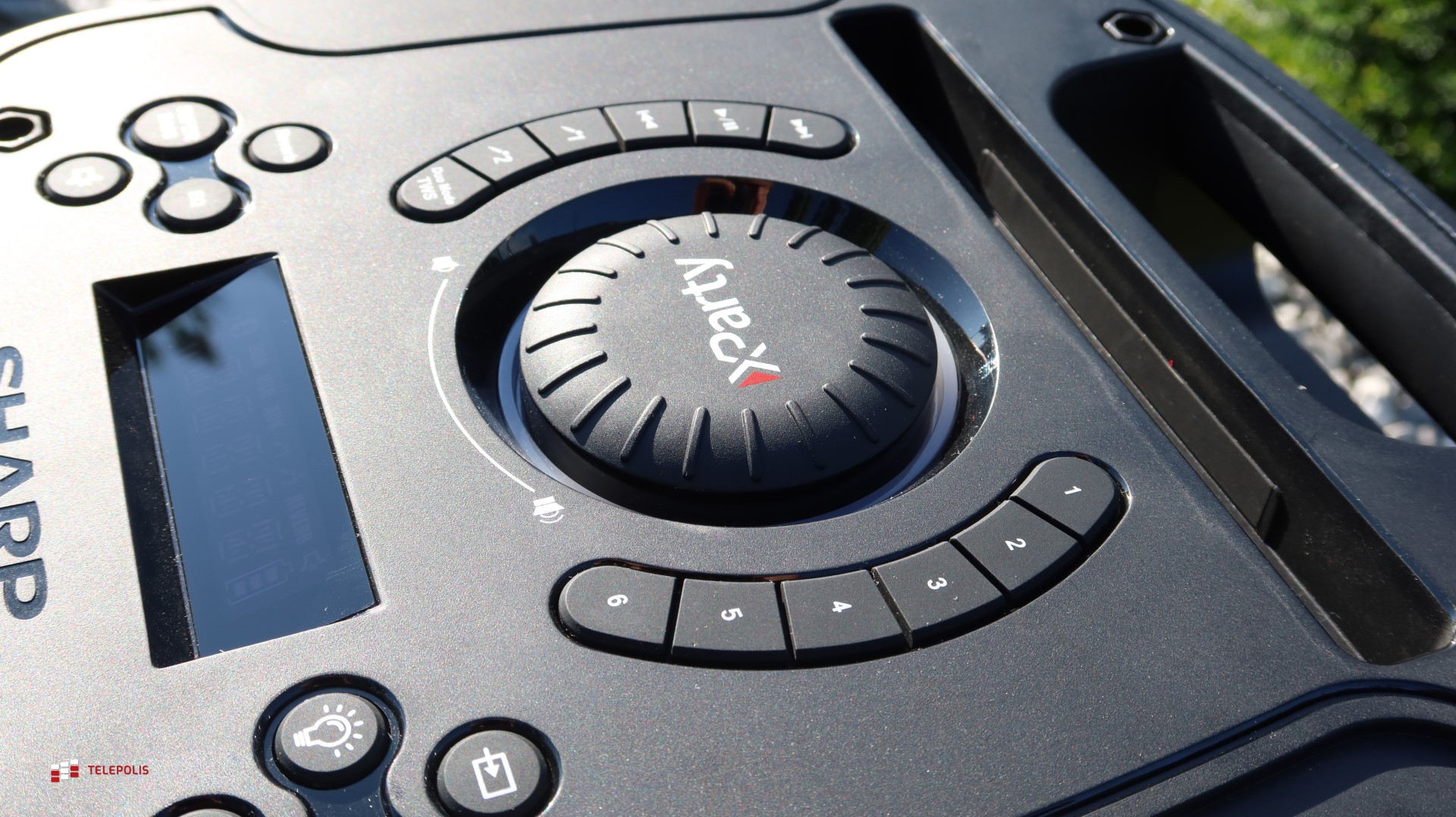 Sharp XParty Street Beat. Test głośnika z Disco LED i lampą