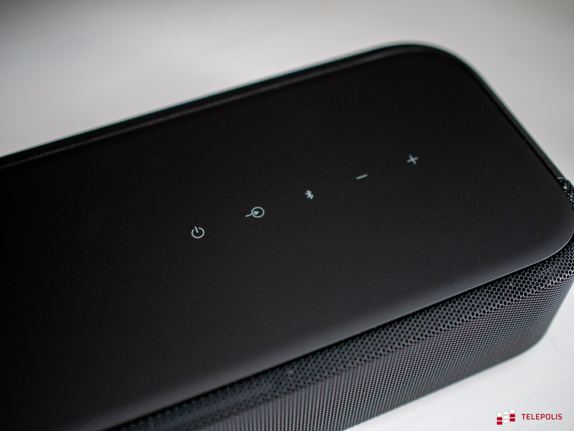 Sony HT-S2000. Test soundbara, który nie potrzebuje subwoofera