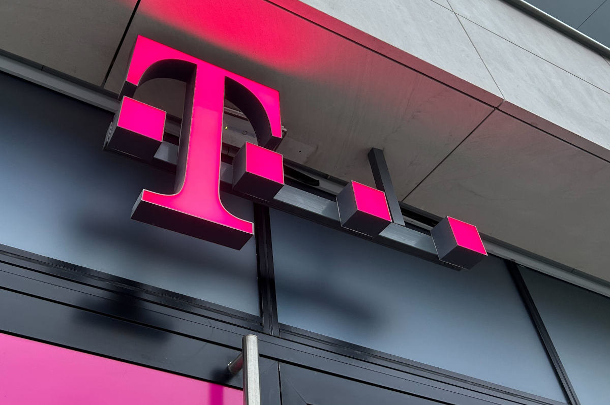 T-Mobile z promocją na CANAL+. Taniej dziesięć kanałów premium