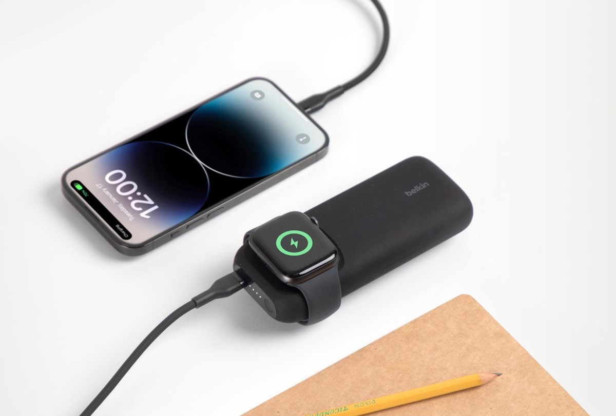 Ten powerbank naładuje iPhone'a, Appla Watcha i AirPodsy