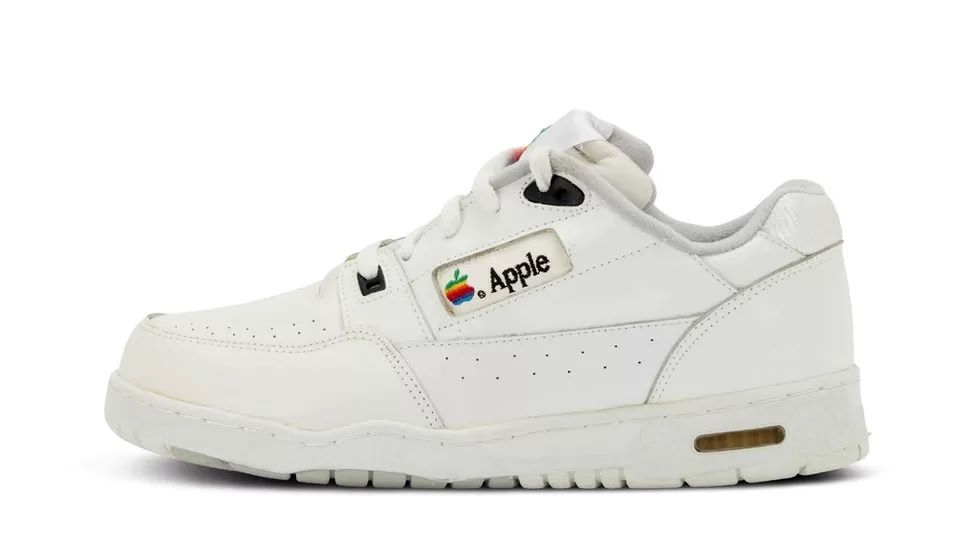 Ponad 200 tys. zł. Za tyle możesz kupić oryginalne buty Apple