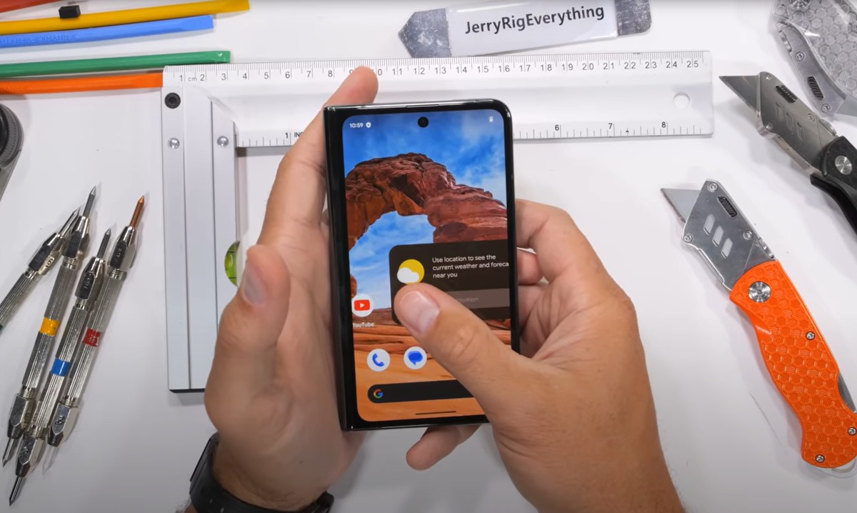 Tak się łamie Google Pixel Fold