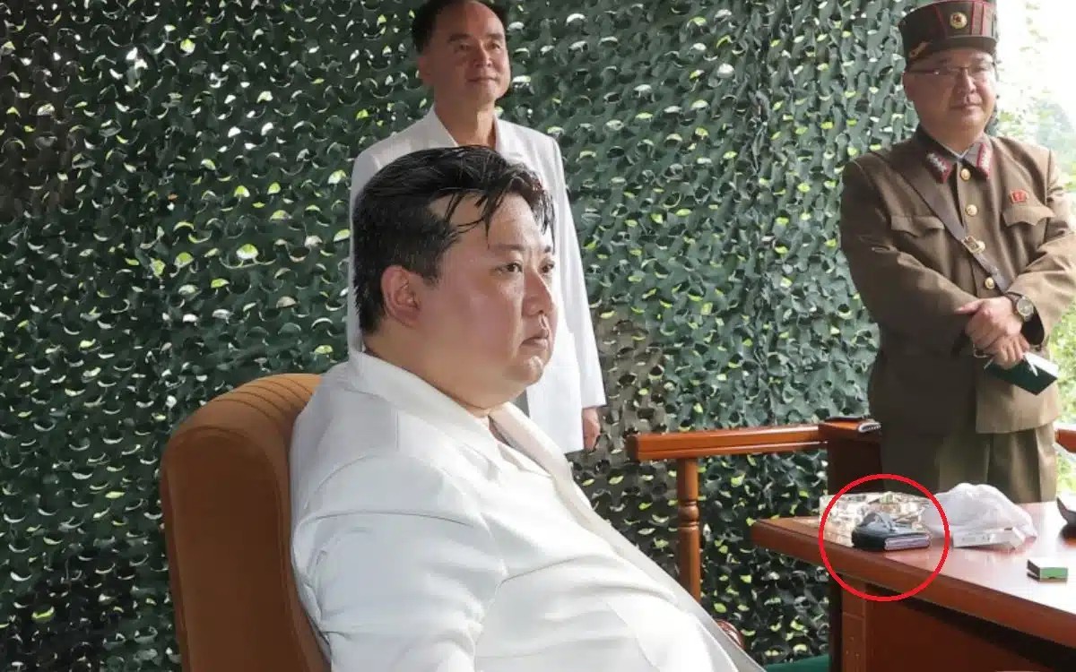 Czym dzwoni Kim? Wiemy jaki smartfon ma przywódca Korei Płn.
