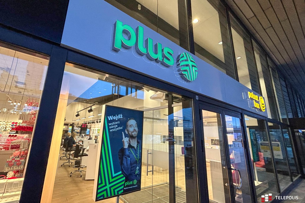 W Plusie kupisz nowe telefony Oppo, a w prezencie dostaniesz słuchawki