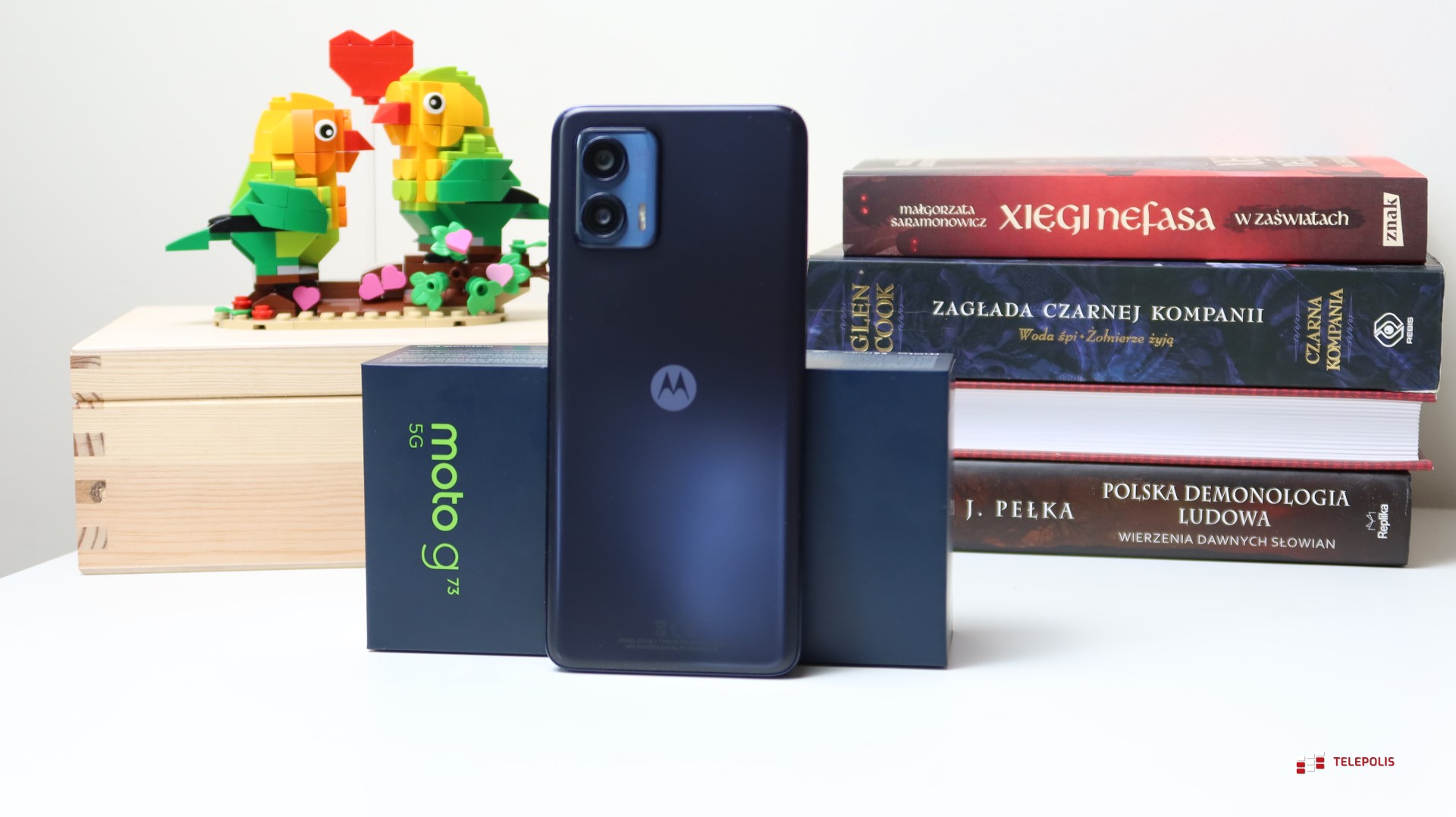 Telefon do 1500 zł – TOP 5 na sierpień 2023