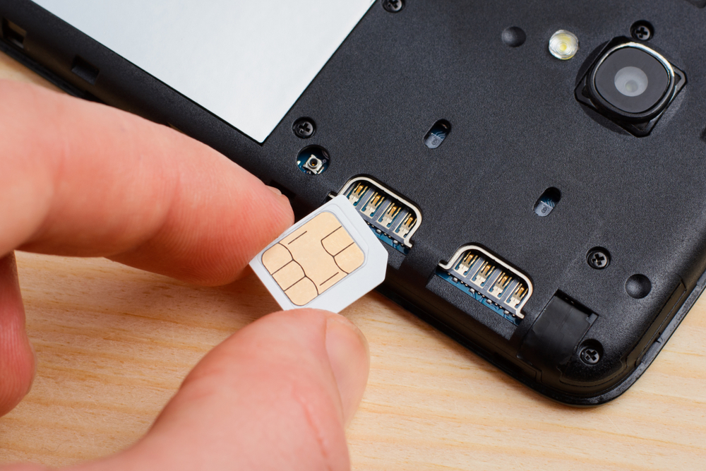 SIM swap zbiera żniwo. Wyczyścili Polakom konta na 20 mln zł