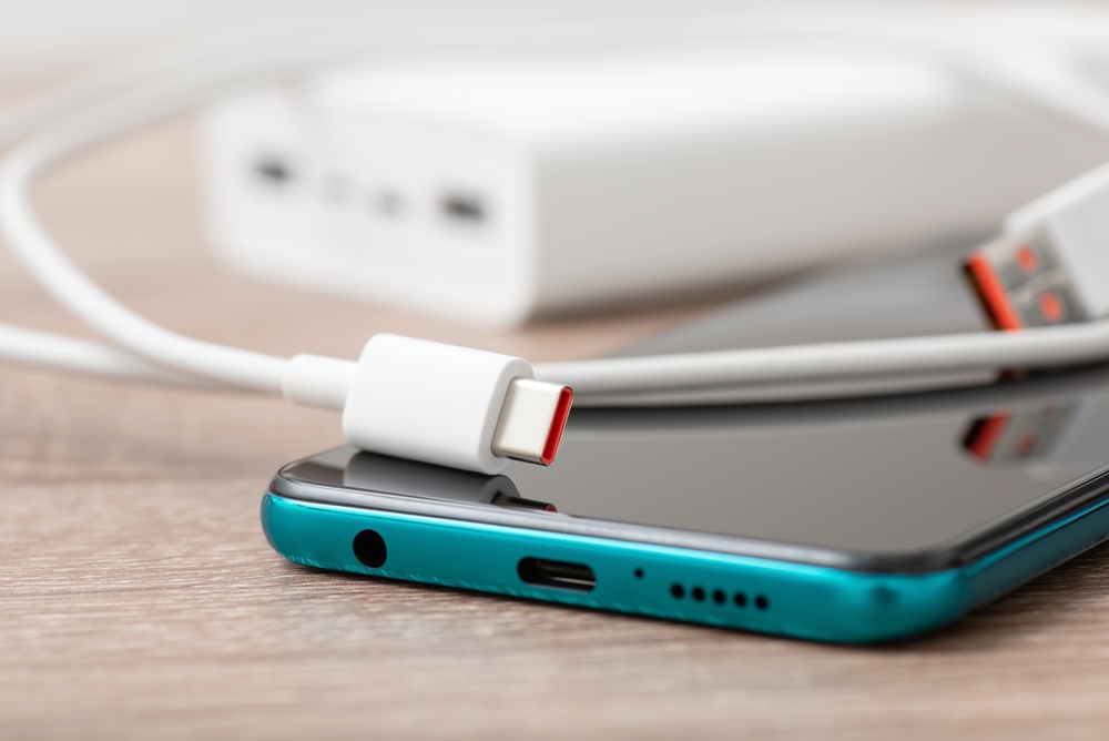Triki z baterią. Banalne, a smartfon zmieni się nie do poznania