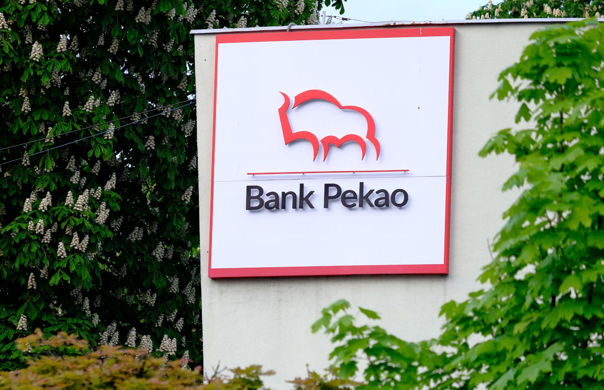 Bank Pekao ma nową kartę. Możesz też zgarnąć gotówkę