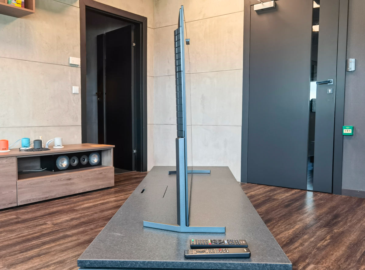 Sony wprowadza do Polski flagowy telewizor A95L. Oto szczegóły i ceny