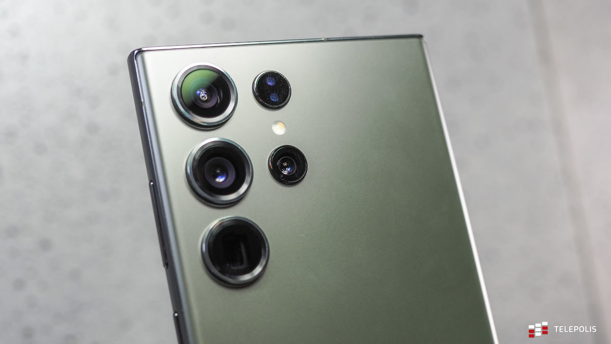 Galaxy Ultra z aparatem 320 Mpix. Powstaje też matryca 440 Mpix