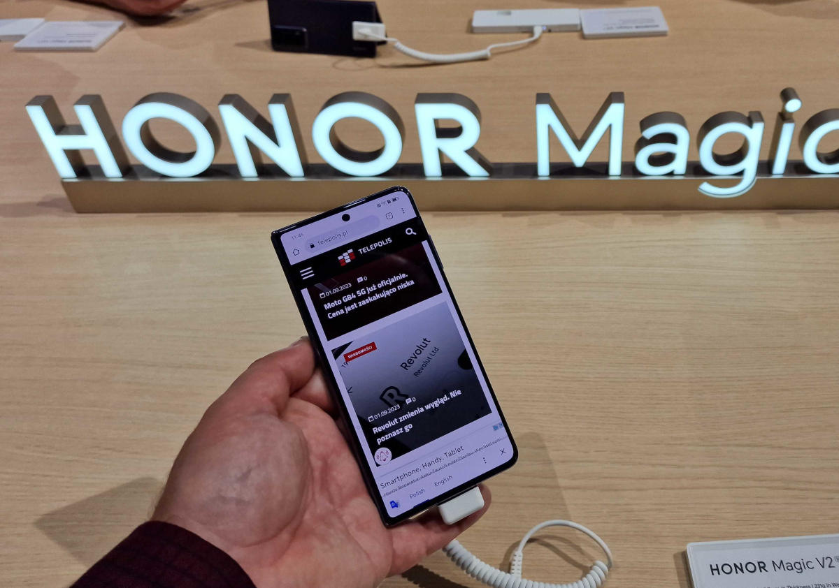 Honor Magic V2 wejdzie do Europy w 2024. Oto możliwa cena