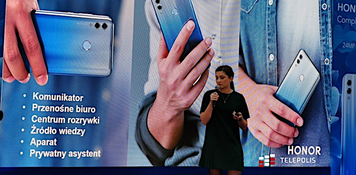 Popularne smartfony wracają do Polski. Są na wyłączność w jednej sieci