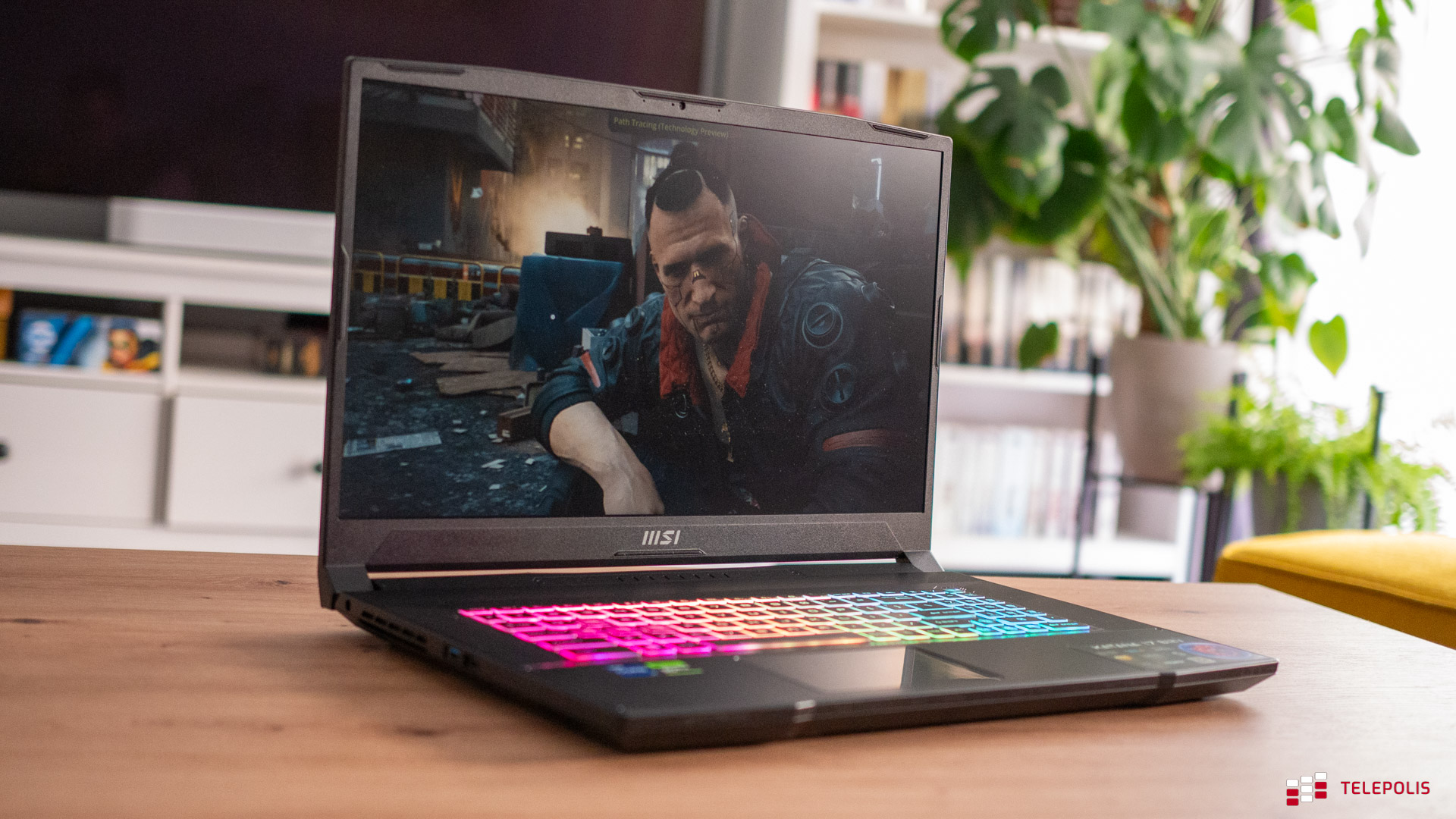 Rządowy laptop to lipa. Będąc uczniem, chciałbym taki