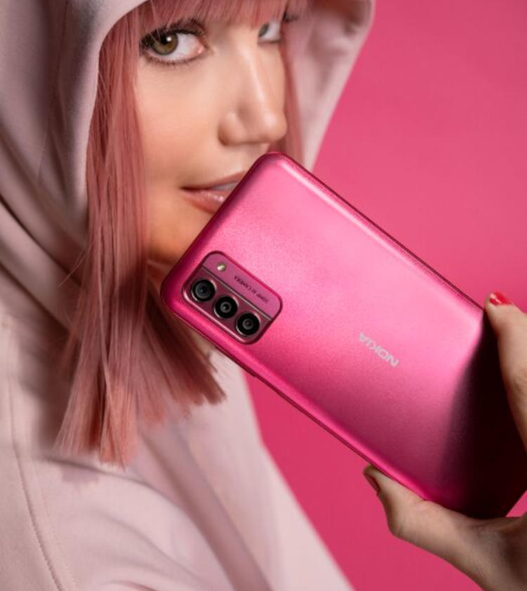 Nokia G42 5G w nowej wersji zmierza do Polski. Barbie naprawi ją w domu