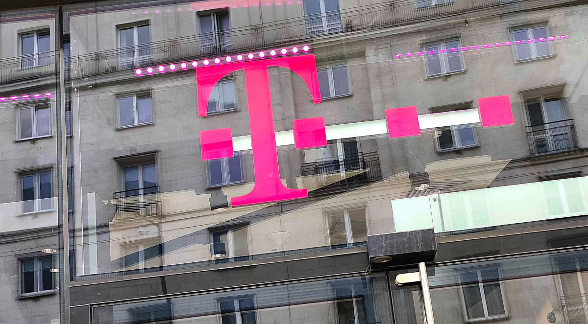 T-Mobile z promocją na smartfony Galaxy. Można zaoszczędzić 750 zł