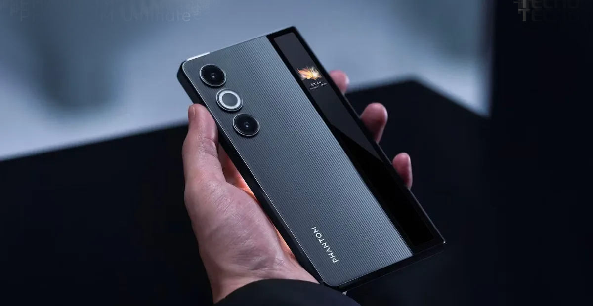 Tecno Phantom Ultimate – ekran rozwija mu się w bok