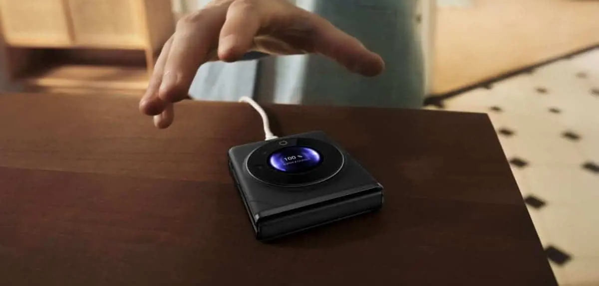Tecno Phantom V Flip: nowy telefon z klapką. Cena wymiata