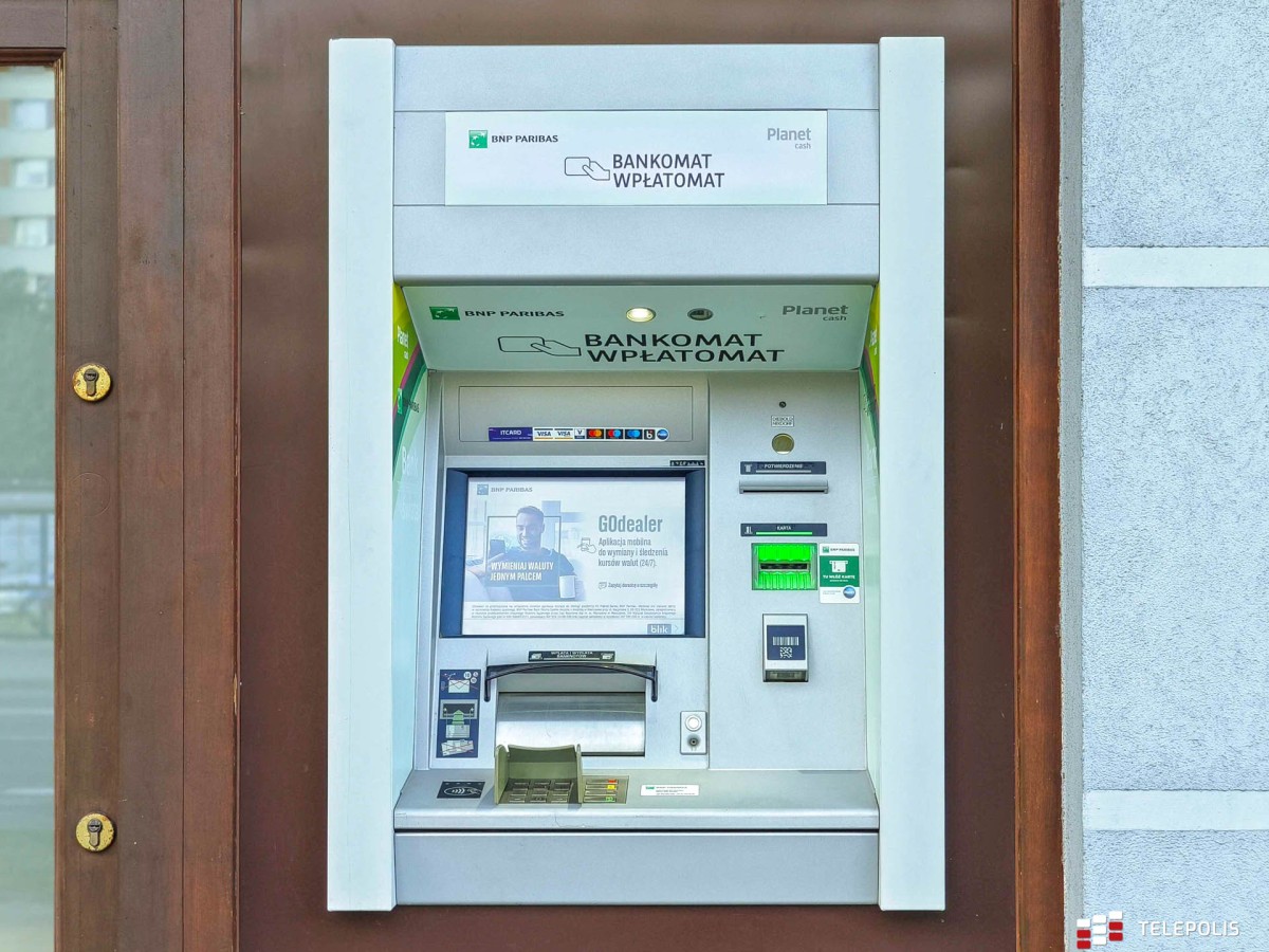 Bank BNP Paribas porzuca gotówkę. Przekonuje, że tak jest lepiej
