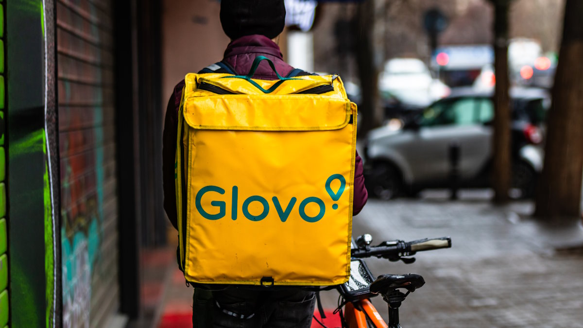 Uber i Glovo mogą zniknąć z polskich miast