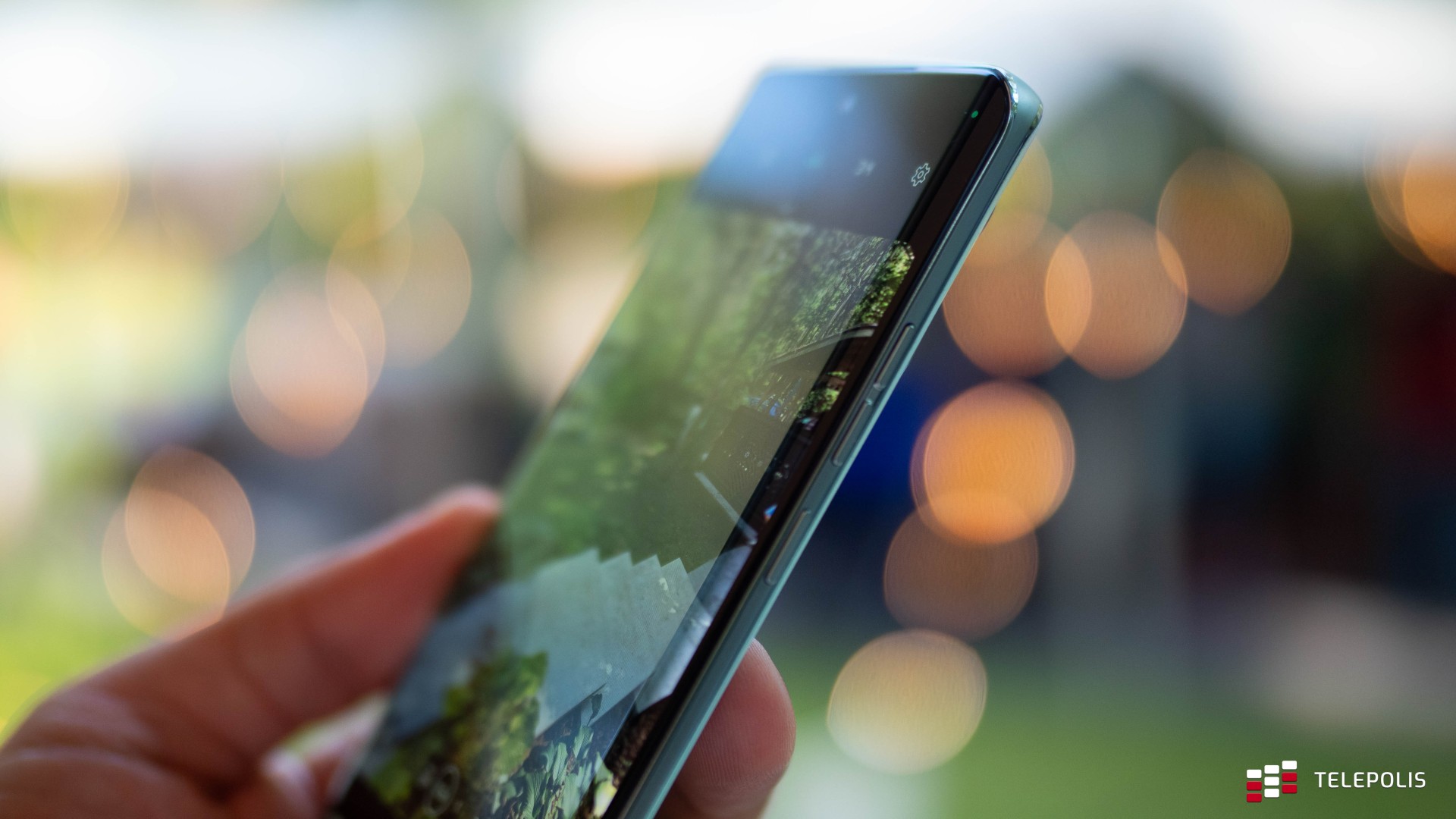 Motorola Edge 40 Neo debiutuje w Polsce. Wiemy, jak obniżyć cenę