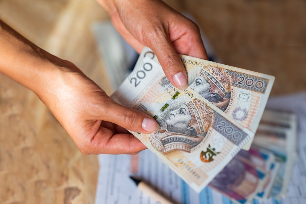 Nieznany numer zadzwonił. Rano obudziła się bez 94 tys. zł