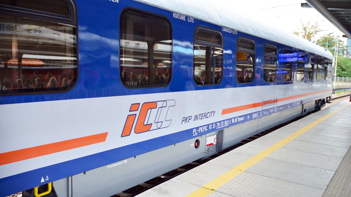 PKP Intercity rozpieści pasażerów opisami przyrody. Nie, to nie żart