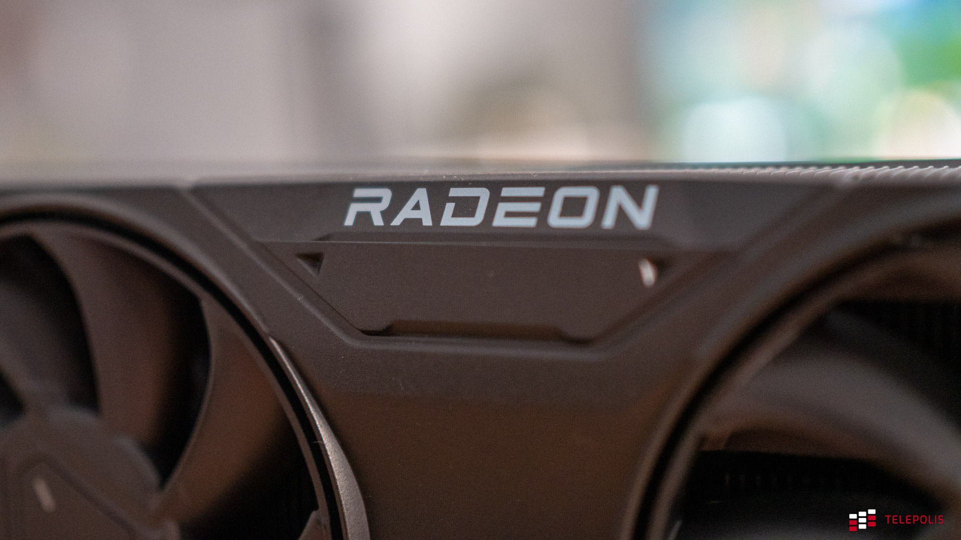 Test AMD Radeon RX 7800 XT. Karta jest dobra, ale rewolucji tu nie ma