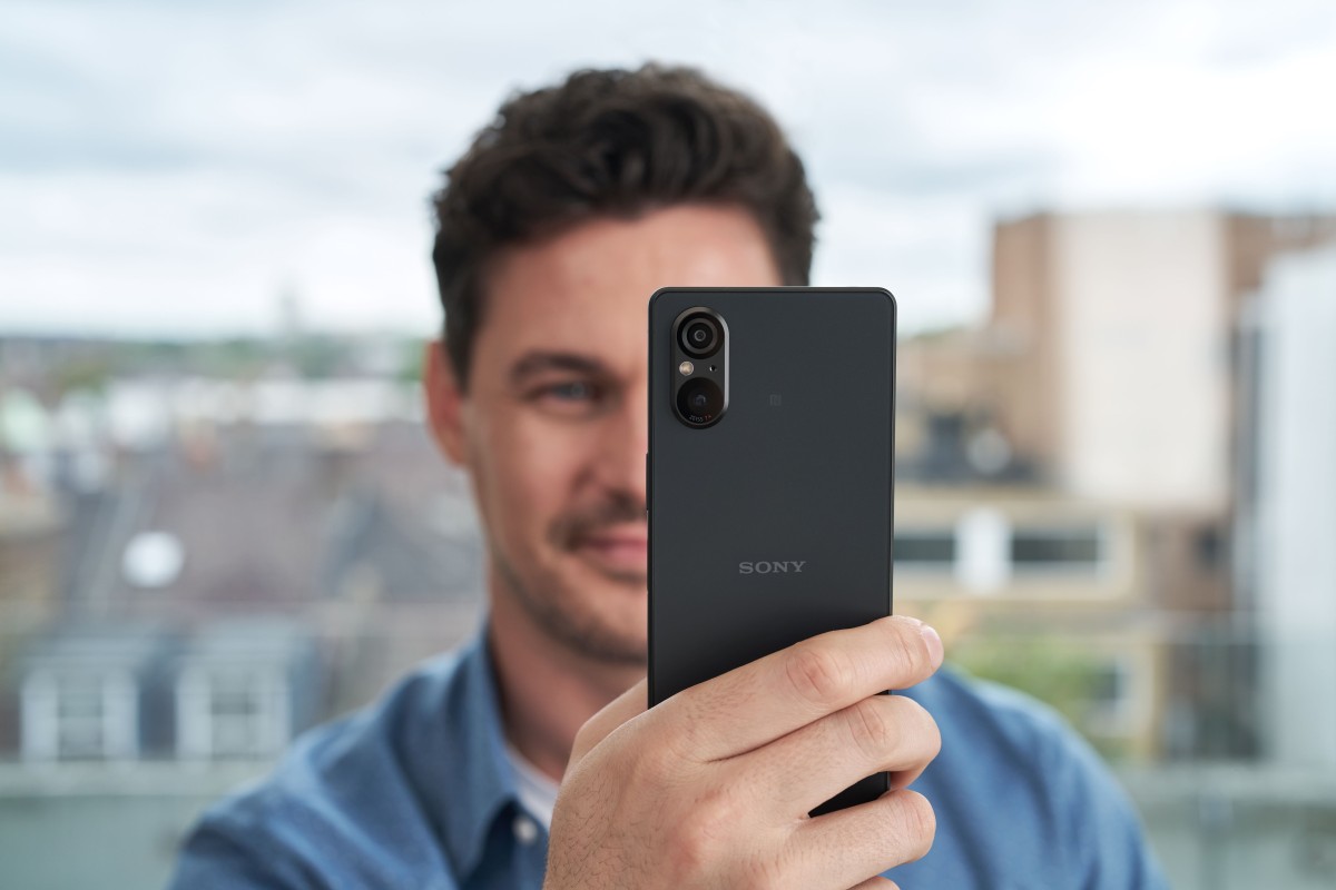Debiutuje Xperia 5 V – mały flagowiec Sony