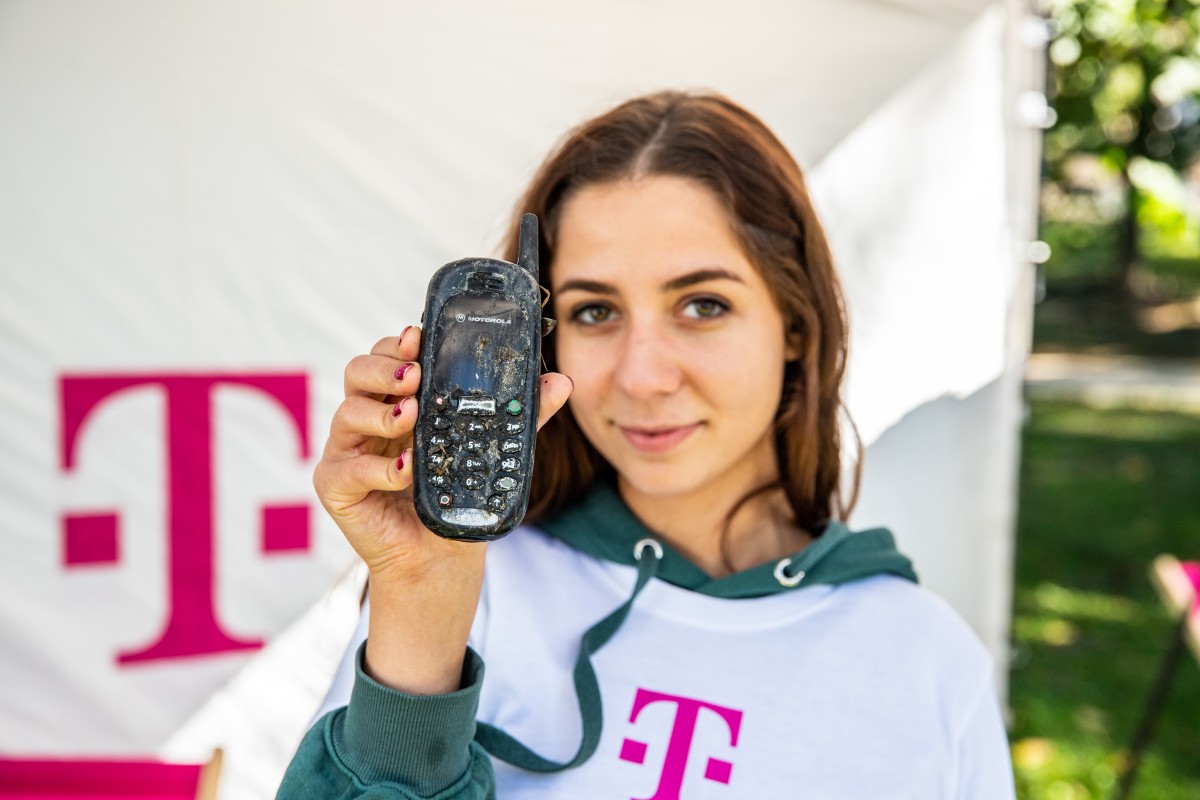 T-Mobile sprząta. Klienci oddali ponad 100 telefonów