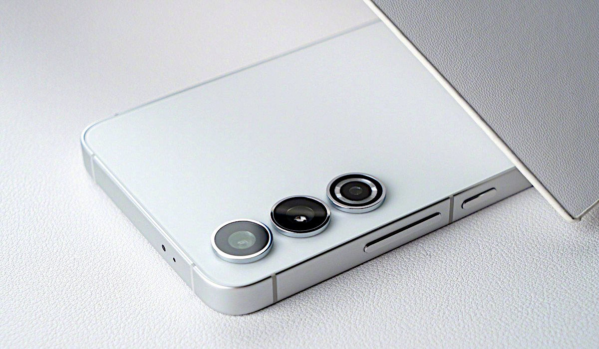 Galaxy S24 z tytanową ramką. Ma ją otrzymać cała seria