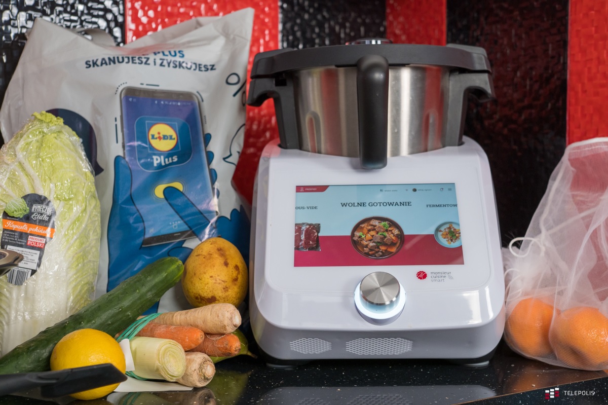 Nie tylko Thermomix. Lidl też odpicował swojego robota