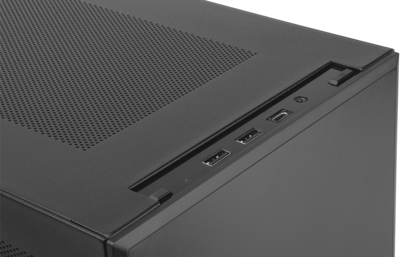 SilverStone SUGO 17 to gratka dla fanów małych PC