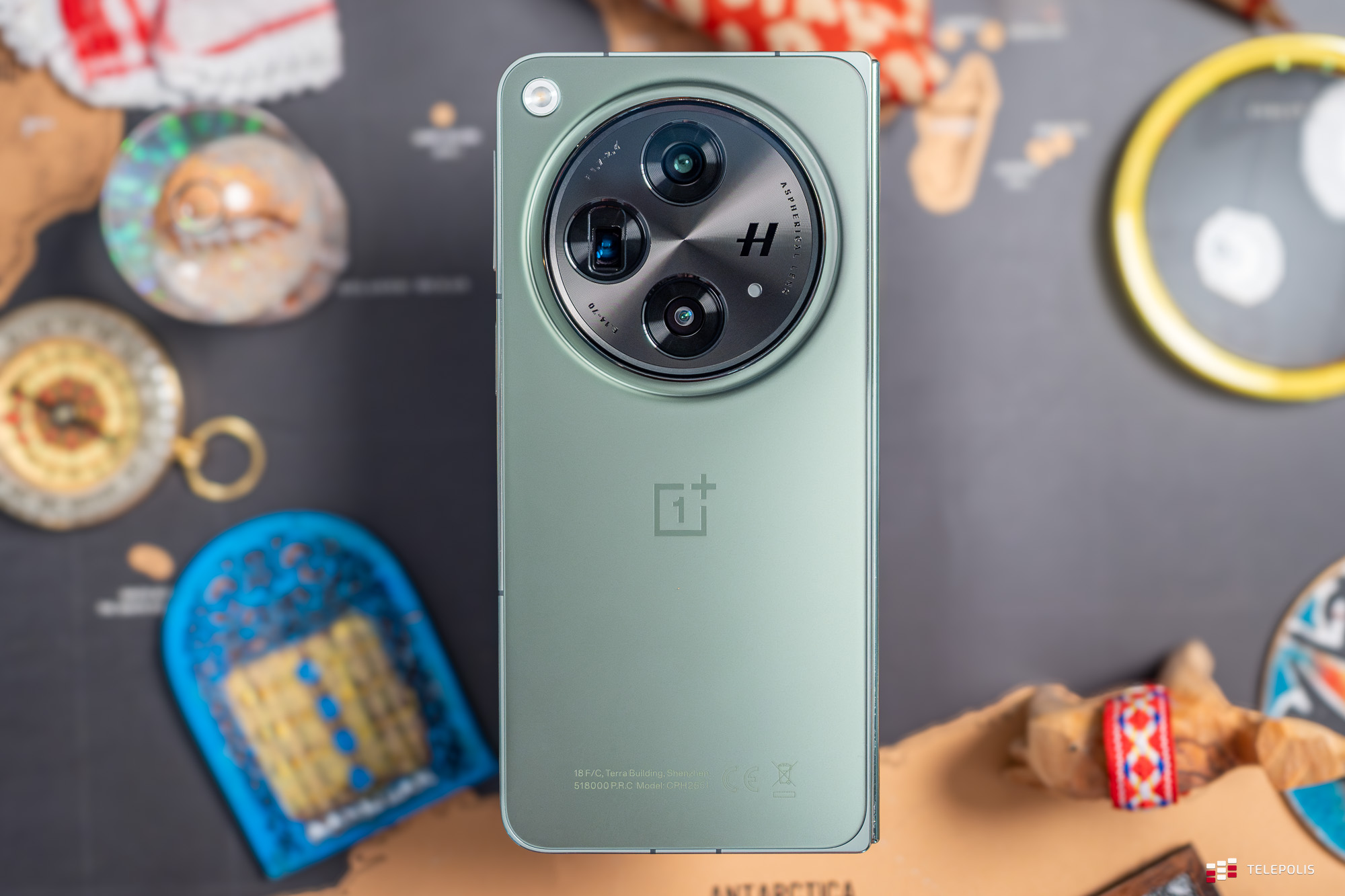 OnePlus Open w sprzedaży. Rozmiar świetny, cena fatalna