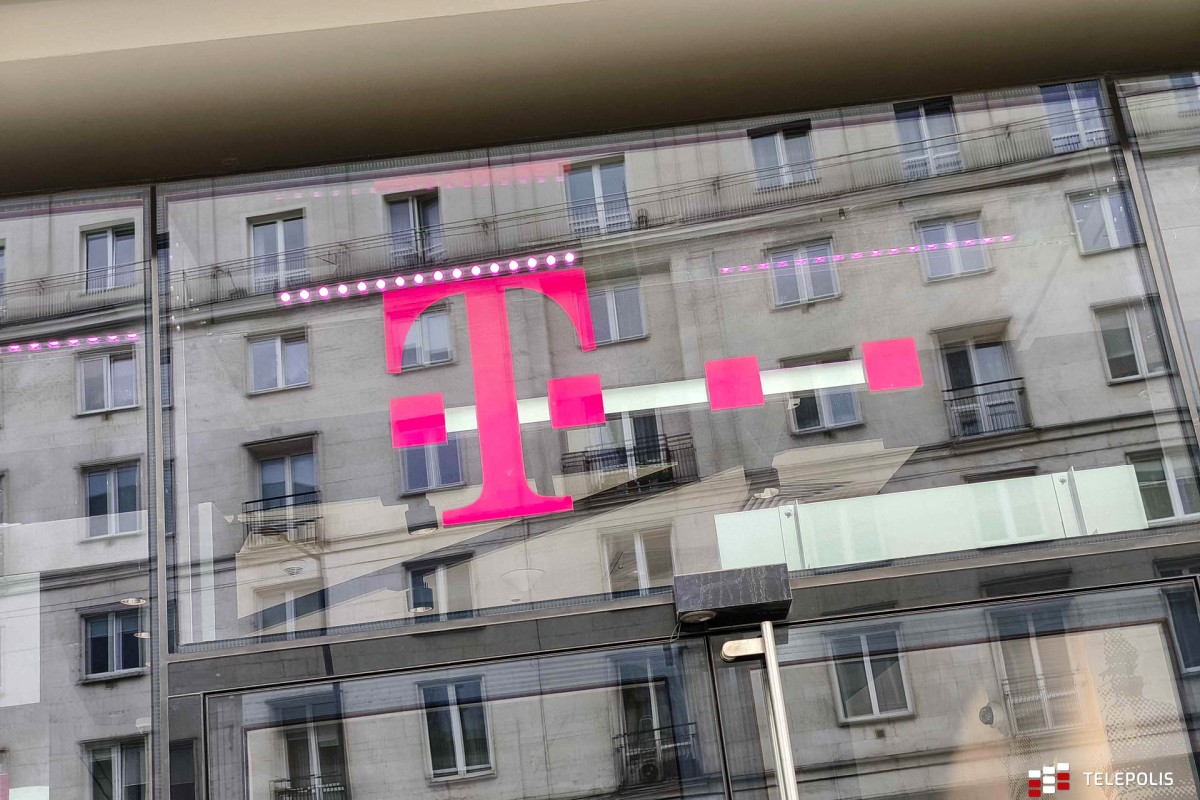 T-Mobile rozdaje kasę za doładowania cykliczne. W Heyah na kartę też