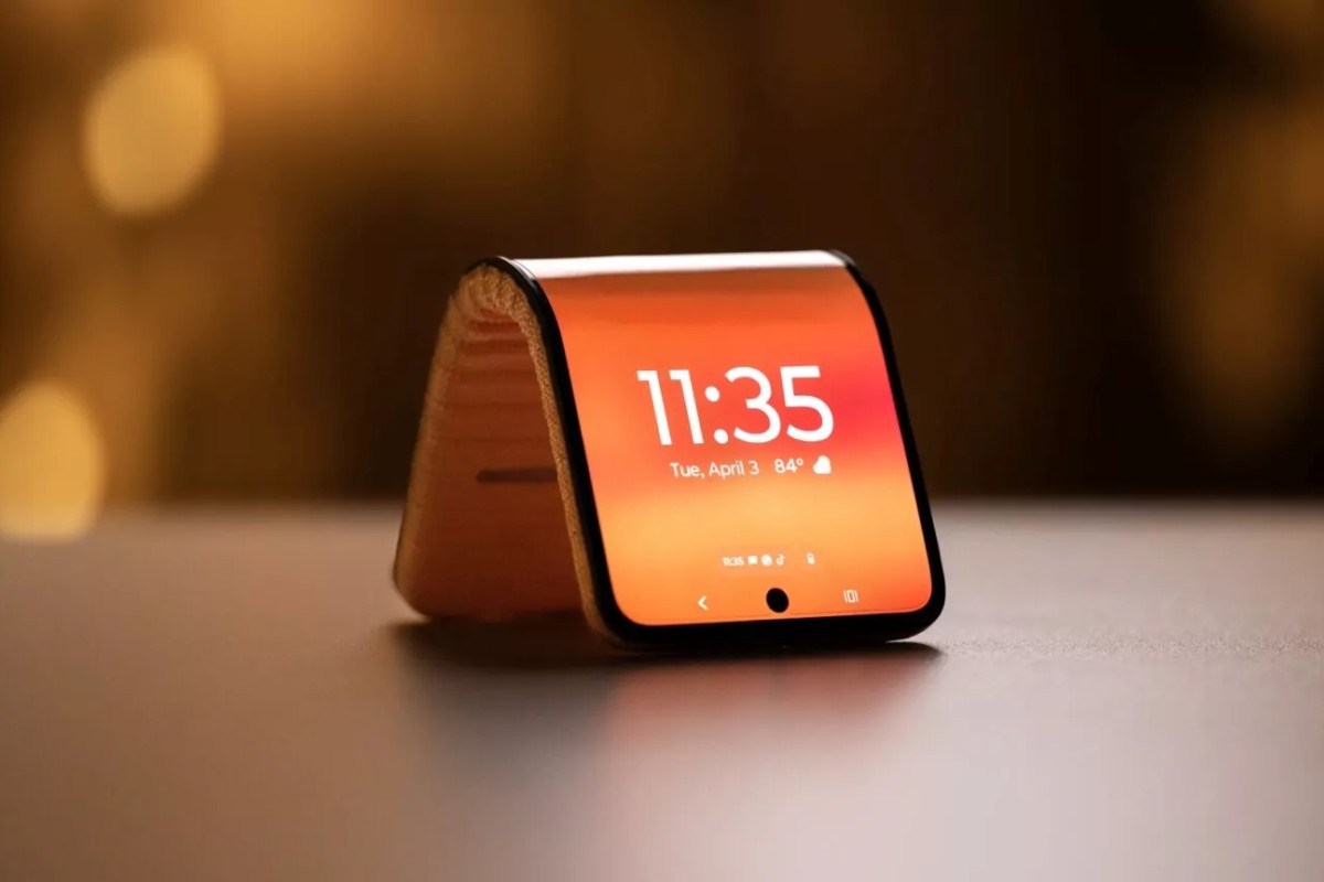 Zegarek z wielkim ekranem? Nie, to zwijany smartfon Motorola