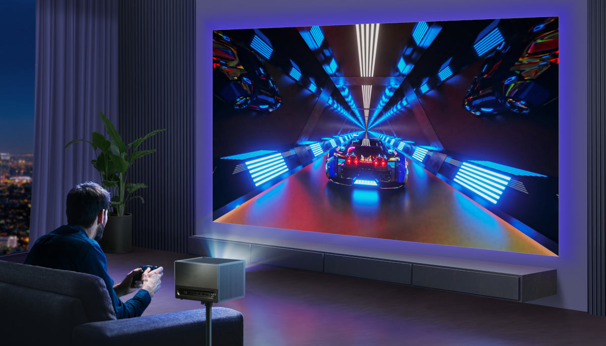 Hisense C1: ten kompaktowy projektor wyświetli obraz 300 cali. Jest już w Polsce