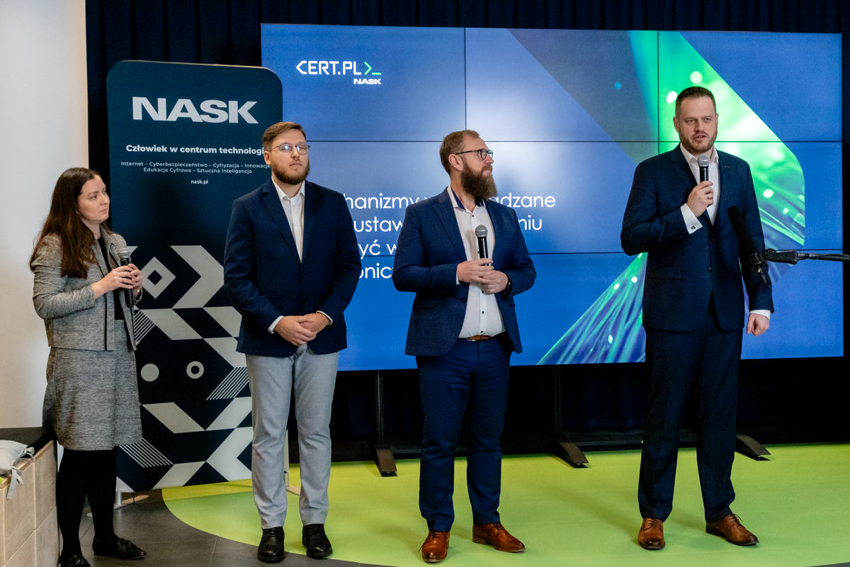 Od dziś działa nowy numer 8080. Zgłosisz tam podejrzane wiadomości SMS