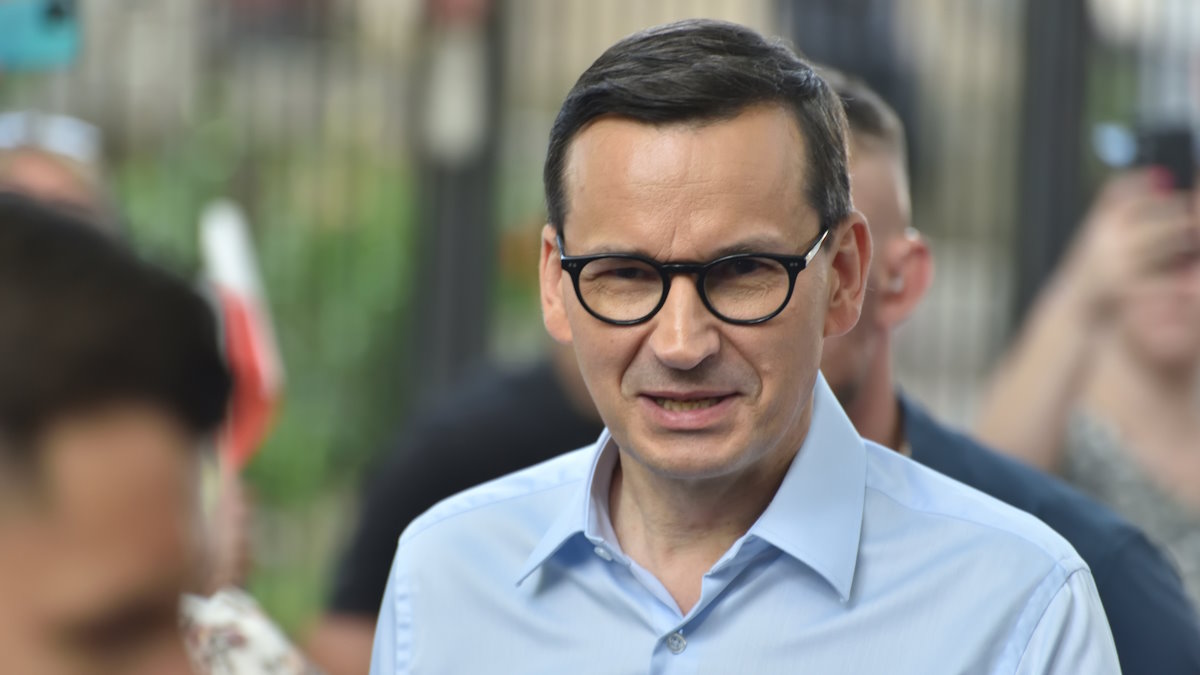 Rząd zmienił zdanie. Zostawi smartfony w spokoju