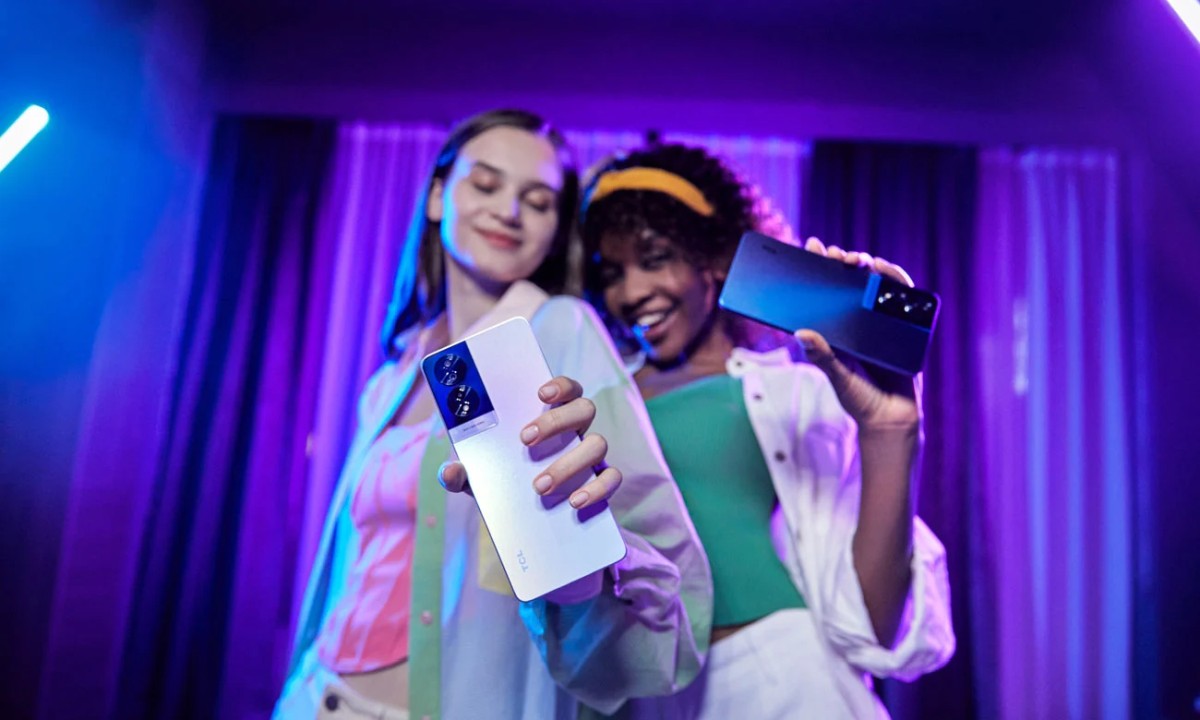 W Black Friday tanie smartfony TCL są jeszcze tańsze