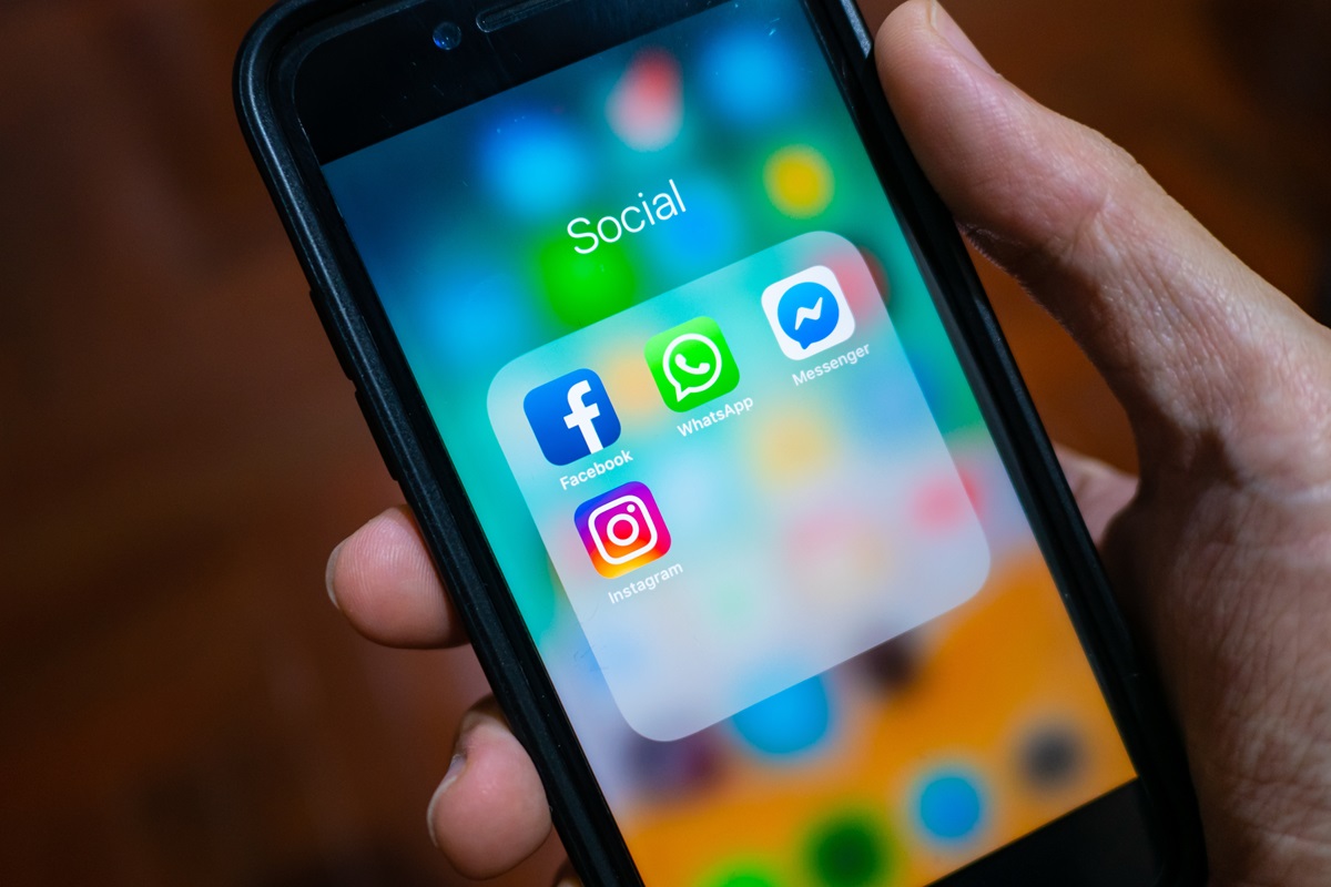 Używacie WhatsApp? Lepiej pokaż to swoim bliskim