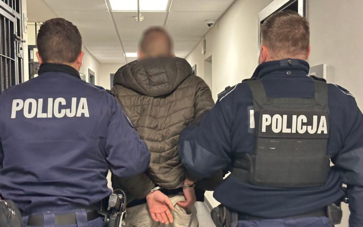 Wypłacał pieniądze z bankomatu. Grozi mu nawet 8 lat