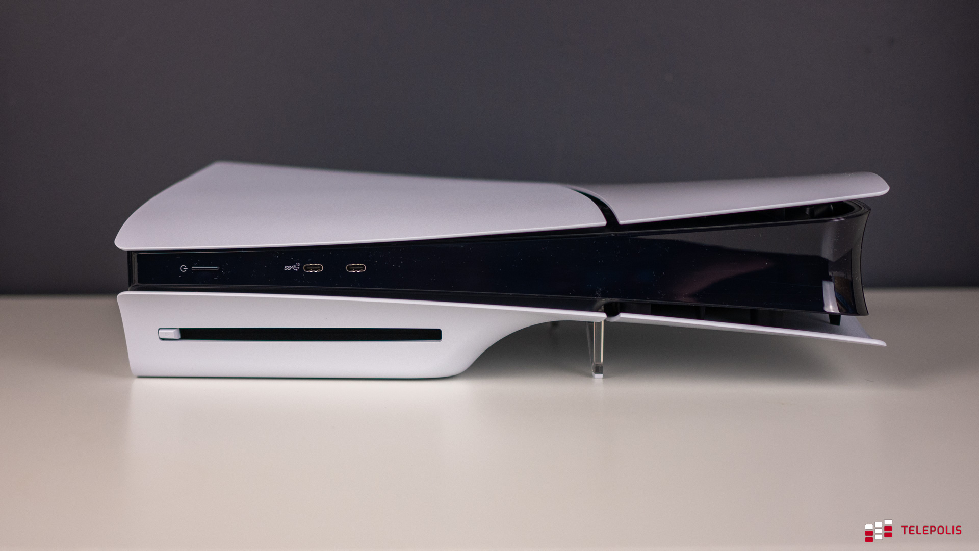 PlayStation 5 Slim – test. Schudła, za to wyrosły jej rogi