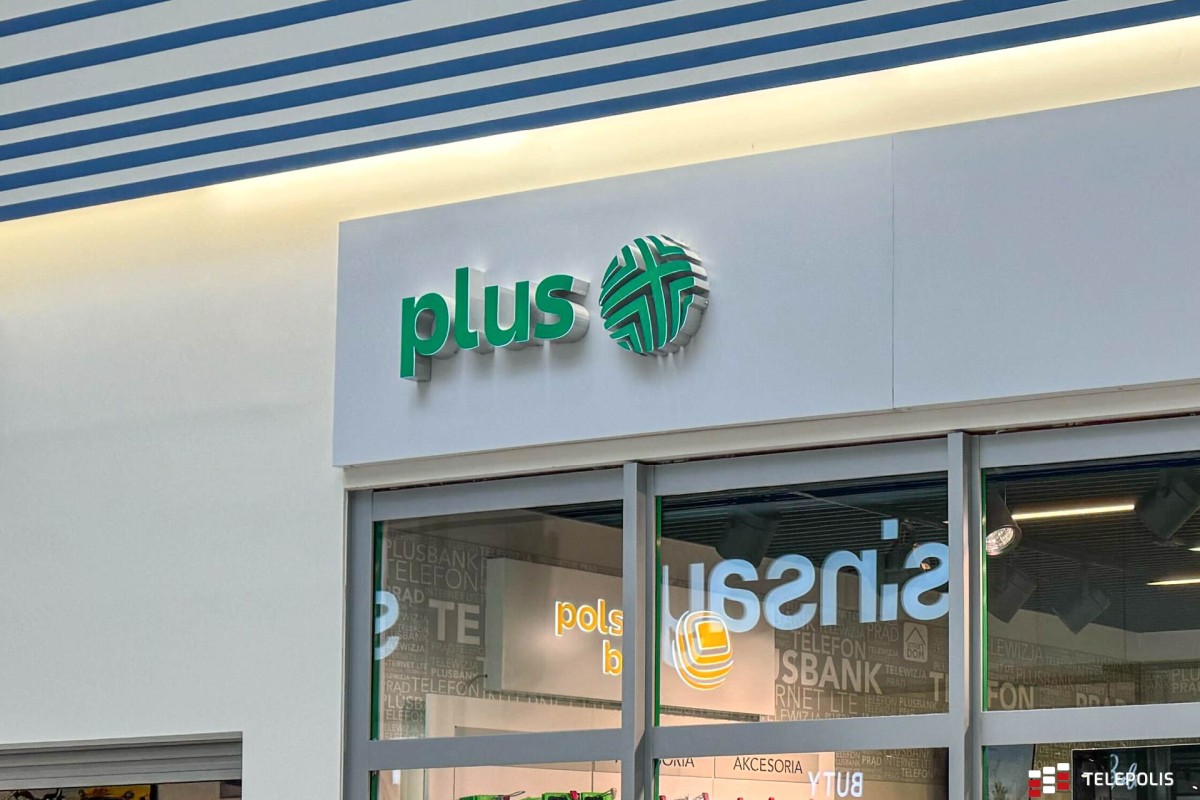 Kolejne przeceny w Plusie. Te smartfony kupisz taniej