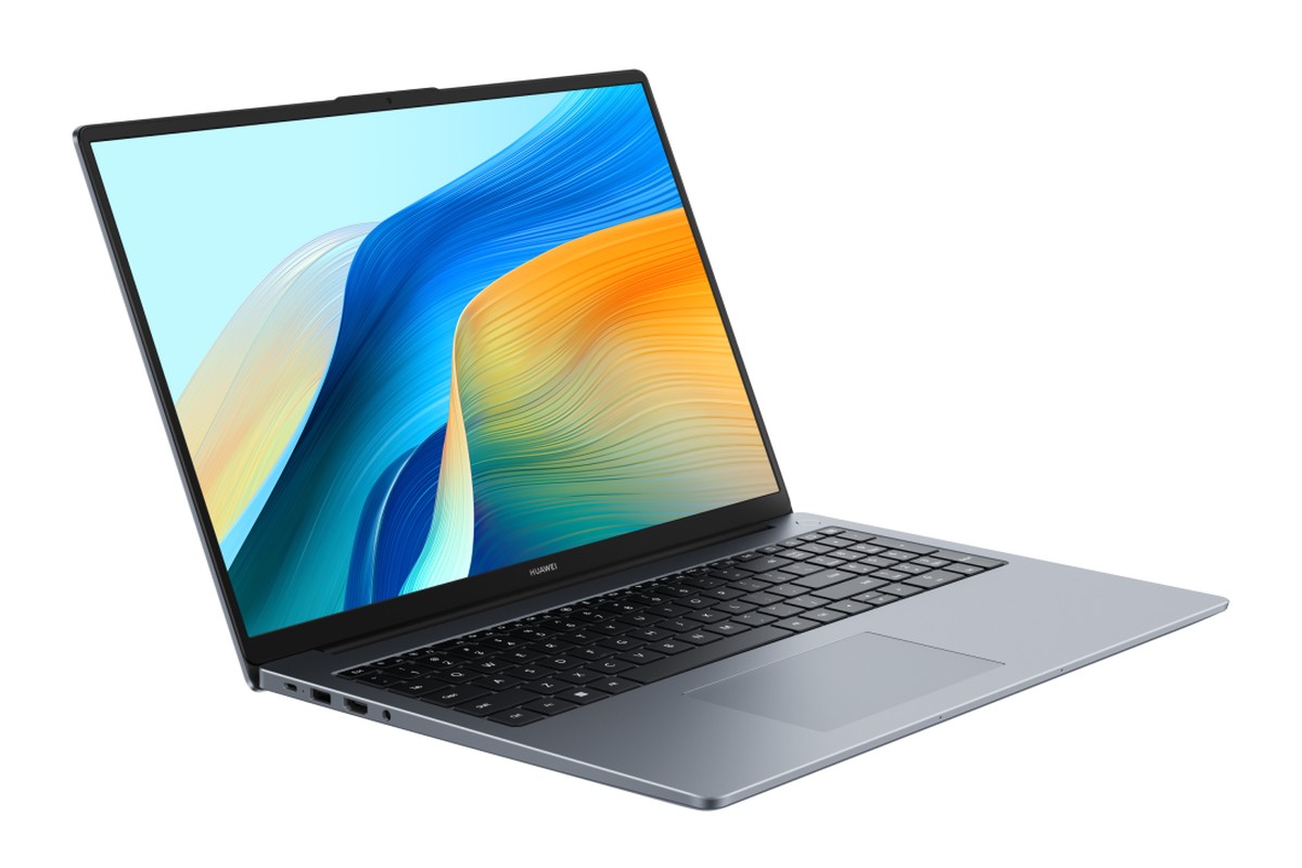 Jest nowa wersja popularnego laptopa. Huawei kusi rabatami na start