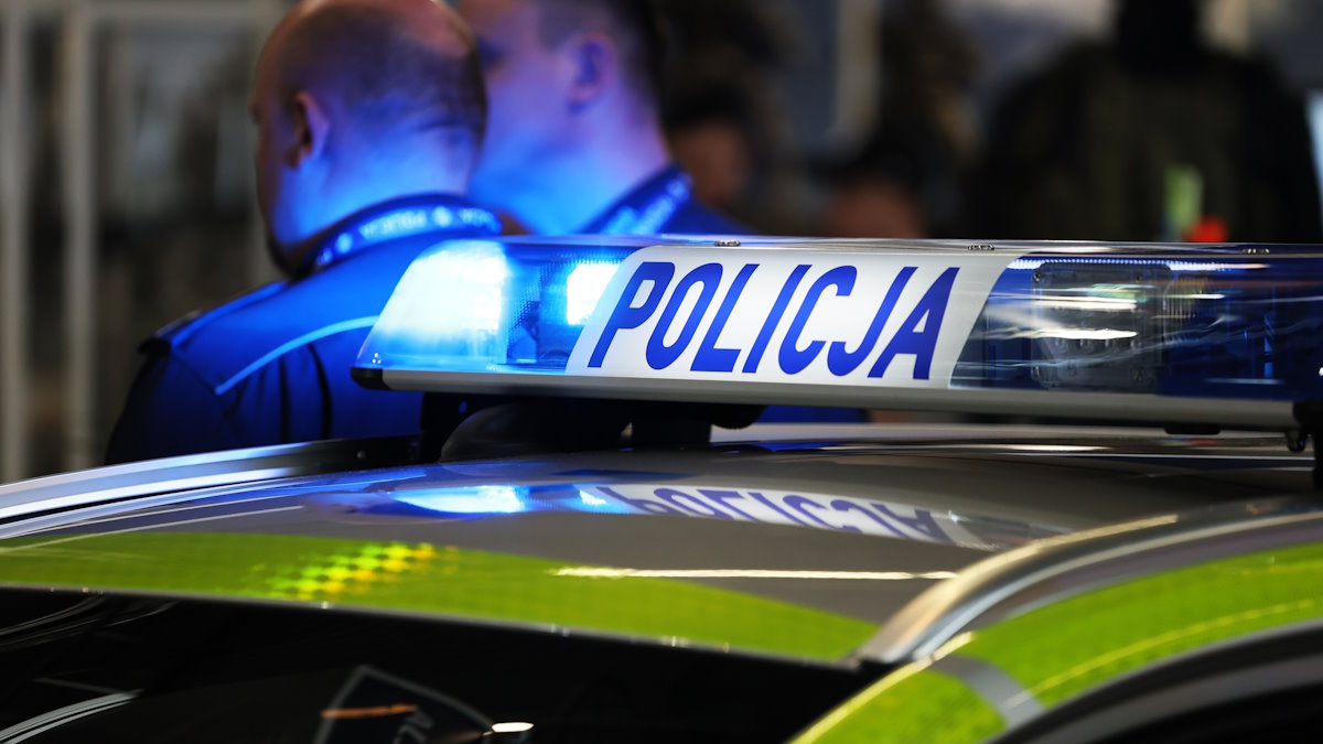 Zażartował na Twitchu. Do drzwi zapukała policja