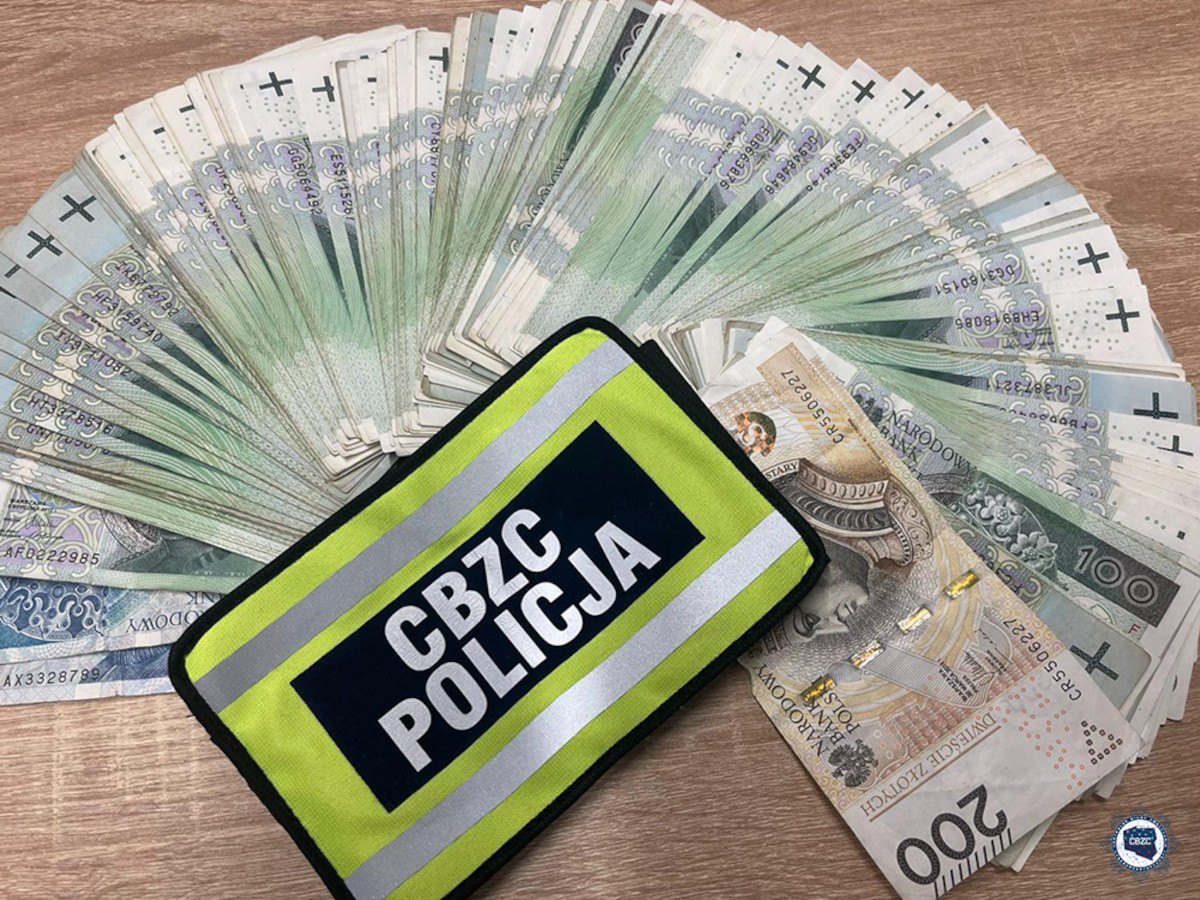 Jak wziąć pożyczkę na kogoś? Grupa z Katowic przedstawia