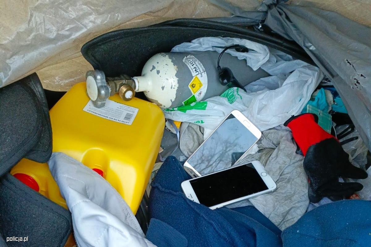 Wysadzał bankomaty w Niemczech. Wrócił do Polski i zrobił to samo